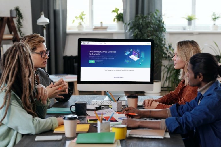 How To Build A Web Page With JavaScript Chart And Grid
